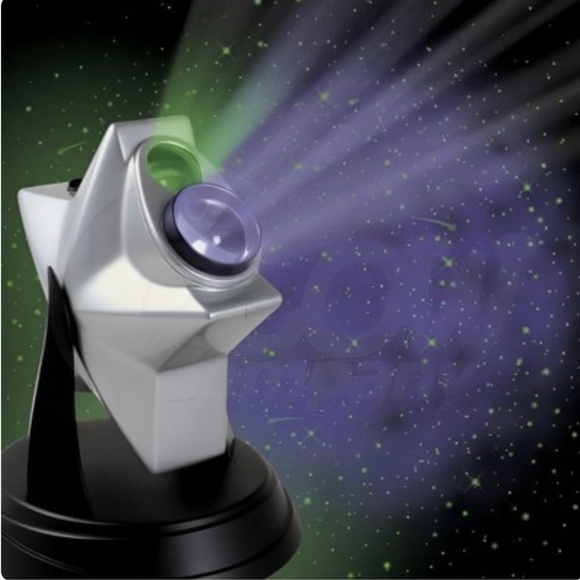 SOLD!Twighlight Laser Hologram Projector See Stars Cosmos Anywhere Entertainment - Picture 1 of 10